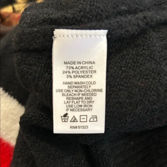 CeCe Black Red and white Turtleneck Ski Sweater. New with Tags - Picture 6 of 6